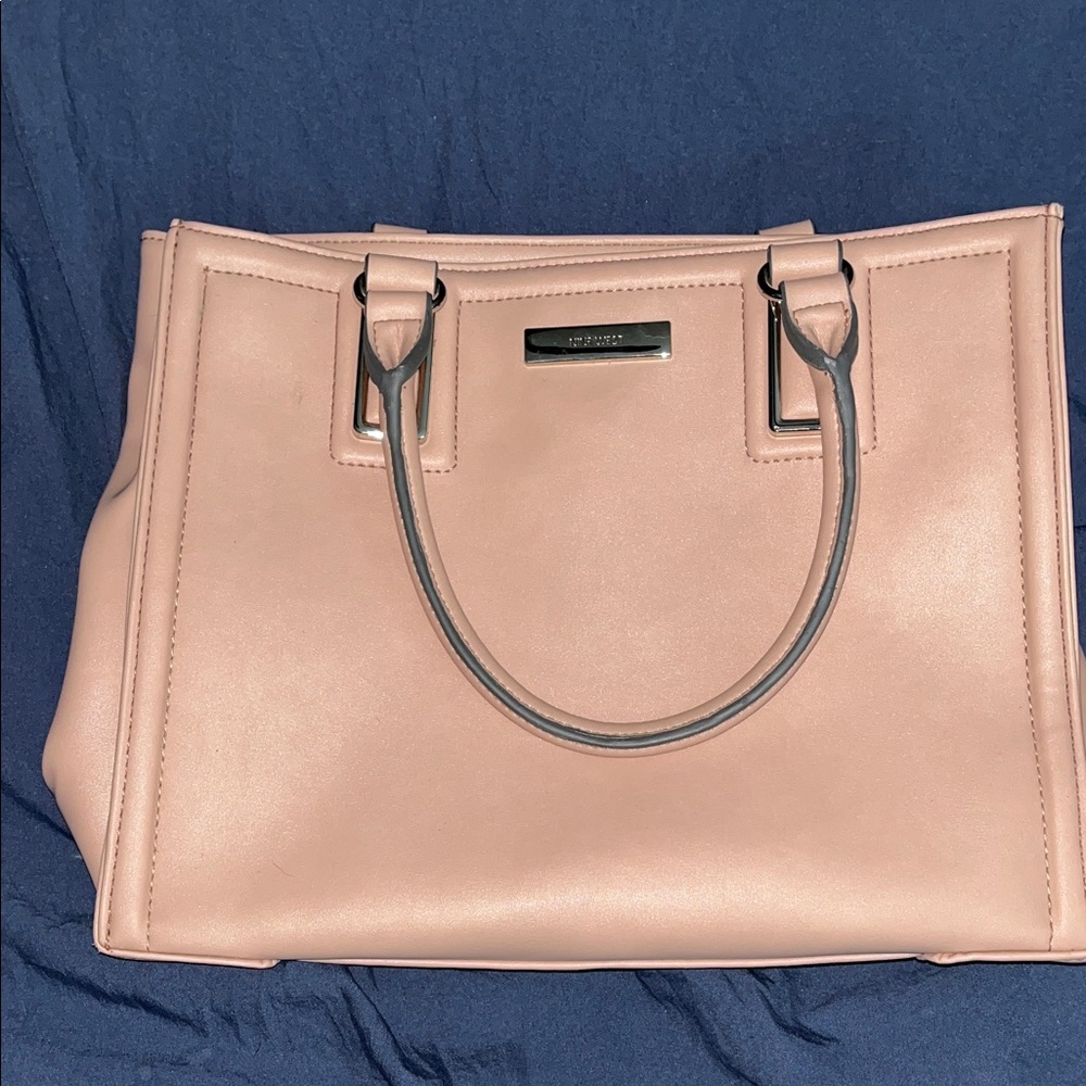 🙊Nine West Pink Handbag